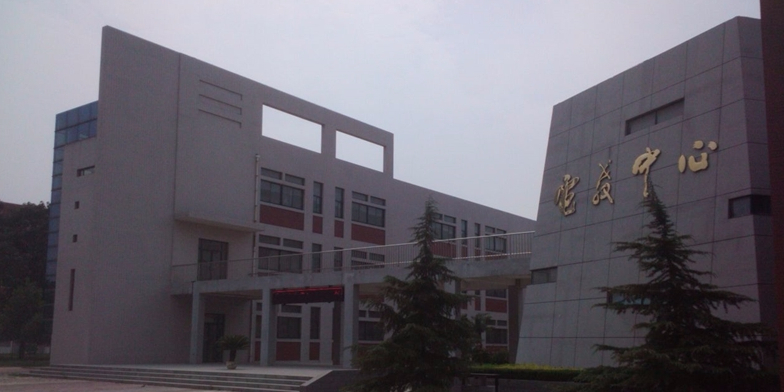 郑州科技学院电教中心